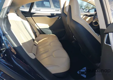 2014 Tesla Model S из США, поврежденный, VIN 5YJSA1S15EFP28925
